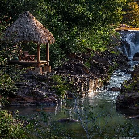 Blancaneaux Lodge By Francis Ford Coppola San Ignacio Dış mekan fotoğraf